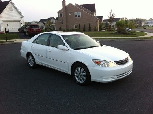 The cleanest 2002 toyota camry xle, 96k, loaded with all options
