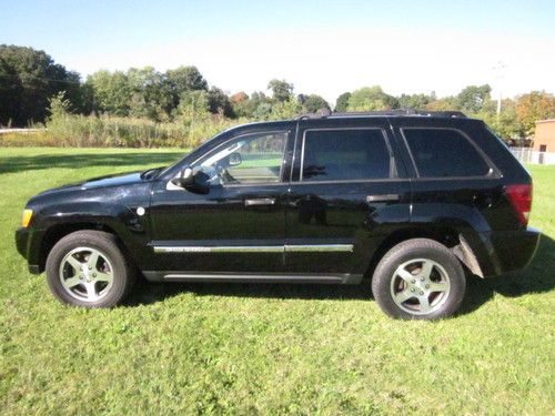 2005 jeep grand cherokee rocky mountain edition 4.7 v-8 leather black exterior.