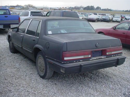 1990 buick lesabre limited sedan 4-door 3.8l
