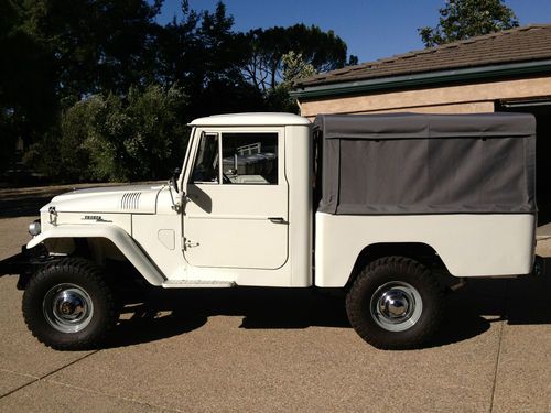1964 fj 45 shortbed extremely rare style and year