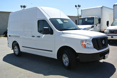 Nissan cargo van high top roof v6 plumber delivery gmc ford sprinter transit gas