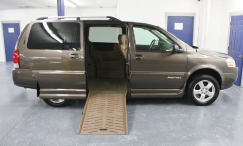 08  uplander handicap accessible wheelchair van side entry powered extra tall