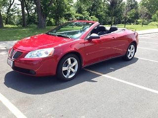 Red exterior/black interior - leather seats - excellent shape - convertible!