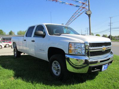 Crew cab long bed 2wd 1-owner power windows locks mirrors 6.0l v8 tow package