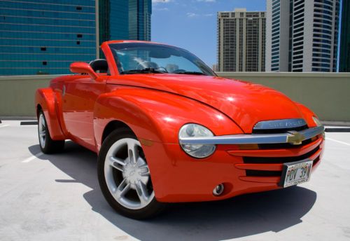 2003 red chevrolet ssr convertbile ls 5.3l only 32k miles