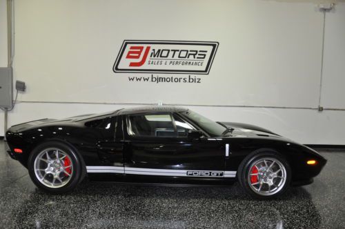 2005 ford gt gt 40 black silver 3 option only 400 miles