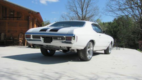 This is a 1970 chevelle ss 454 big block,auto with manual valve body,