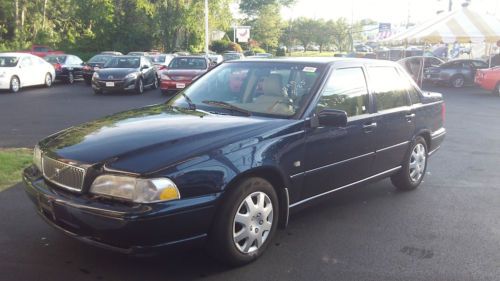 1999 volvo s70 base sedan 4-door 2.4l clean carfax nice low miles new car trade