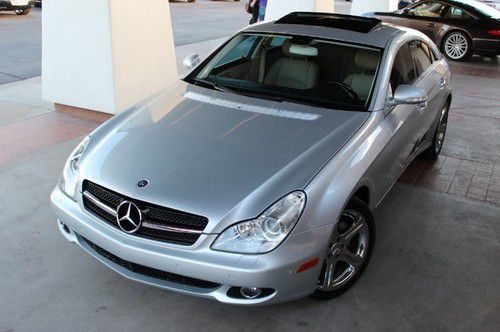 2006 mercedes cls500. nav. premium pkg. clean carfax. loaded. clean in/out.