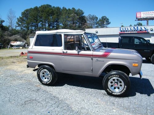 1974 ford bronco explorer 4x4 restored nice!!