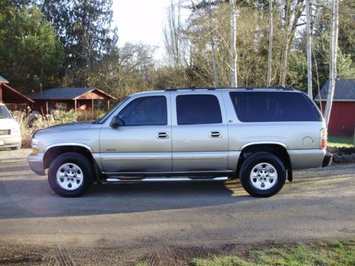 2000 chevrolet suburban ls 4wd 1500,adult owned,rust free body,great shape