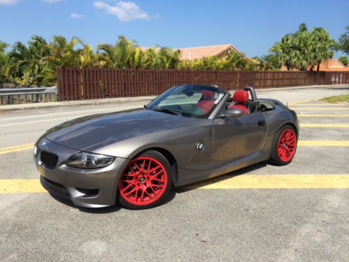 Bmw z4, 3.0i,  gray convertible, great condition, m bumper,