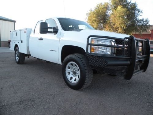 2011 chevrolet 3500 4x4 6.0 v8 automatic single rear wheel extended cab utility