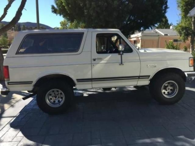 Ford - bronco - 2000 - miles