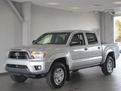 2012 toyota pre runner double cab like new!!