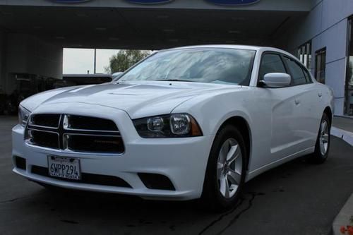 2012 dodge charger se sedan 4-door 3.6l- clean title! 1 owner! priced to move !!