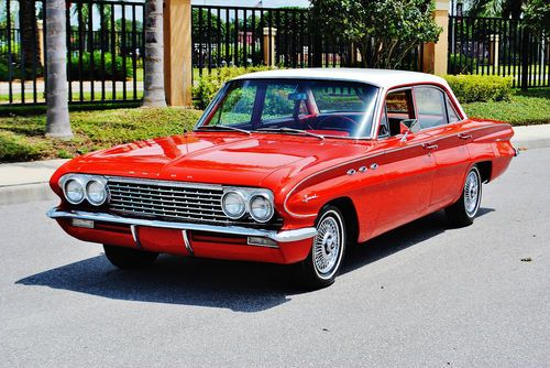 Absolutley mint 61 buick special 4 door 67ks small v-8 being sold at no reserve,