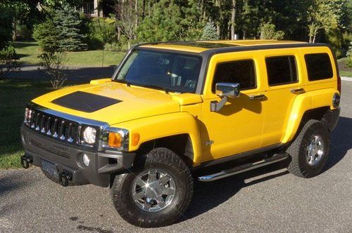 2007 hummer h3 luxuary for sale~navi~leather~moon~like new~only 8785 miles