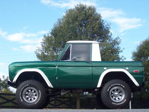 Awesome half cab 1974 ford bronco 4wd classic p/s pwr. disc brakes show and go!!