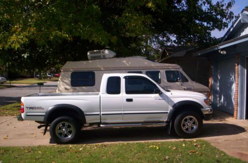 2004 toyota tacoma pre runner extended cab pickup 2-door 2.7l