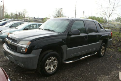 Bank owned 2002 chevy avalanche