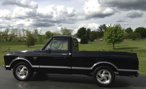 1967 chevy custom 10 short bed pick up! awesome driver! 4 spd! black on black!