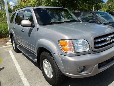 Low reserve, 01 toyota sequoia limited awd 4.7 l v8 gray leather int. cln carfax