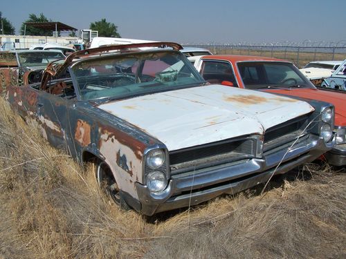 1964 pontiac bonneville convertible project with parts car and rolling chassis