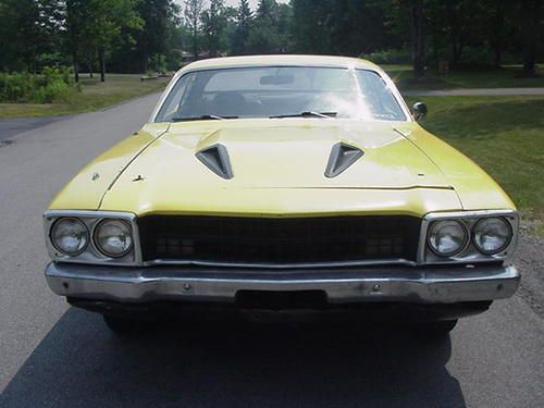 1974 plymouth roadrunner factory 4-speed 400 yellow and black rare