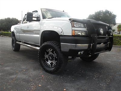 2006 chevy crewcab 2500 hd 4x4 lifted-great price-clean carfax