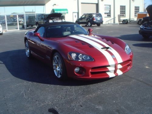 2008 dodge viper srt-10 convertible 2-door 8.4l,venom red metallic,8k miles