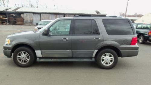 2004 ford expedition xlt sport utility 4-door 4.6l third row seating 3rd