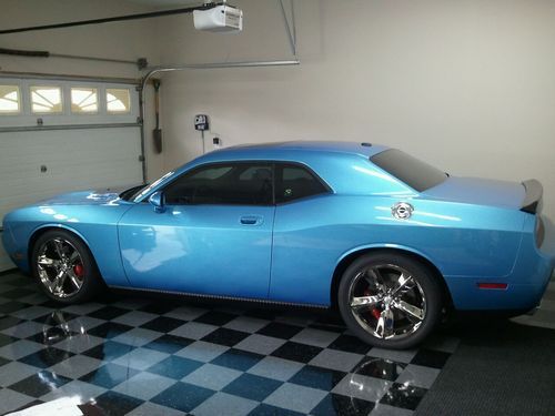 Srt-8 challenger b5 blue automatic transmission all options, 2010 year