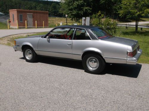 1979 pontiac grand lemans base coupe 2-door 3.8l