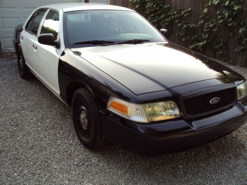 2004 p71 ford crown vic police interceptor retired cruiser low miles