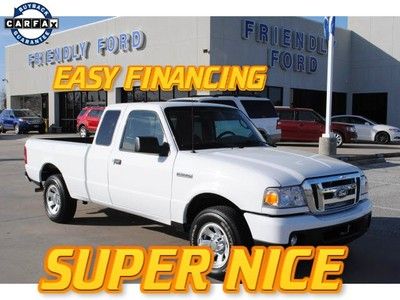 Rare!!! xlt 4.0l warranty one owner extended cab tow package low miles must sell