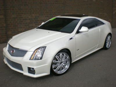 White diamond*556hp supercharged v8 *nav*moon*20in wheels*cadillac certified
