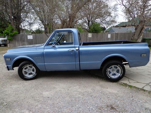 1970 chevrolet restored c-10 pick up truck short bed air-condition no reserve