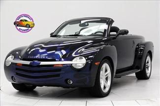 2003 chevrolet ssr 5.3l v8 supercharged,ghost flames, carpeted bed w/wood slats