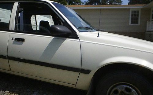 1990 chevrolet cavalier base sedan 4-door 2.2l