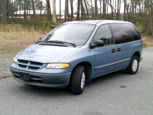 1997 dodge caravan passenger minivan 4-door 4cylinder gas saver nice no reserve