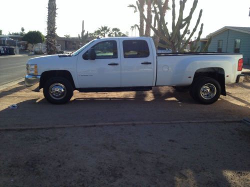 Dually, 110,000 miles, duromax diesel, alison transmission