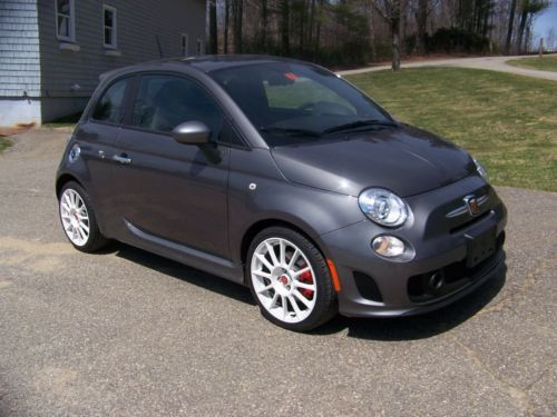 2013 fiat 500 abarth..health forces sale. only 900 miles..save thousands!!!