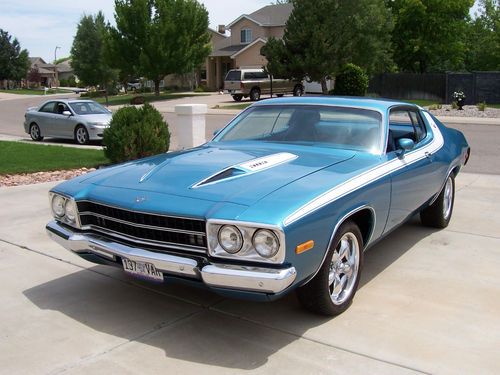 1974 plymouth roadrunner base coupe 2-door 5.2l