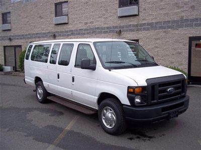 2010 ford e350 xl extended 15 passenger van, 5.4l v8,automatic,only 46,000 miles