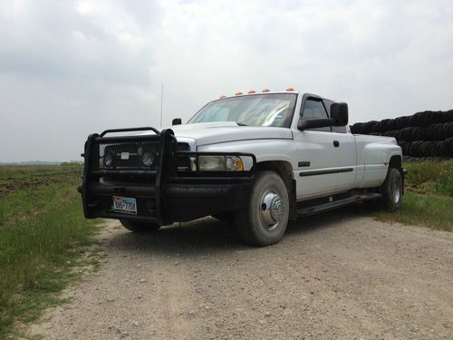 2001 dodge ram 3500 extended cab dulley