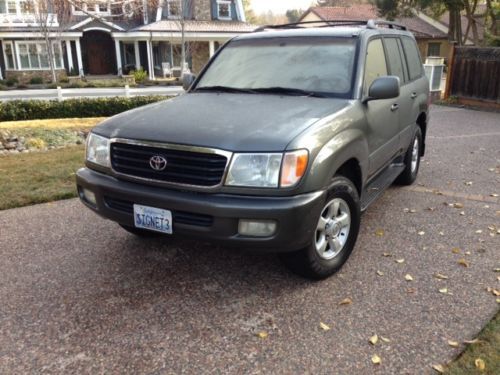 Land cruiser - toyota 1999 great condition - 80k miles on engine, 272k overall