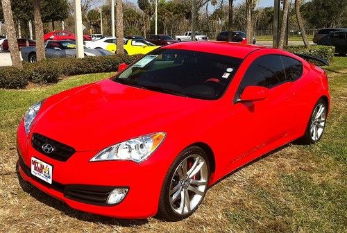 2012 hyundai genesis coupe 3.8 r-spec coupe 2-door 3.8l, like new!! must see!!!