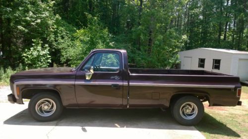1974 chevrolet c10, 350 4 barrel carb, 3 speed automatic on the column