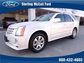 Cadillac srx v8  glass roof navigation power everything dvd entertainment